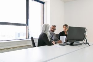 interpretación consecutiva para reuniones de empresa - tres 